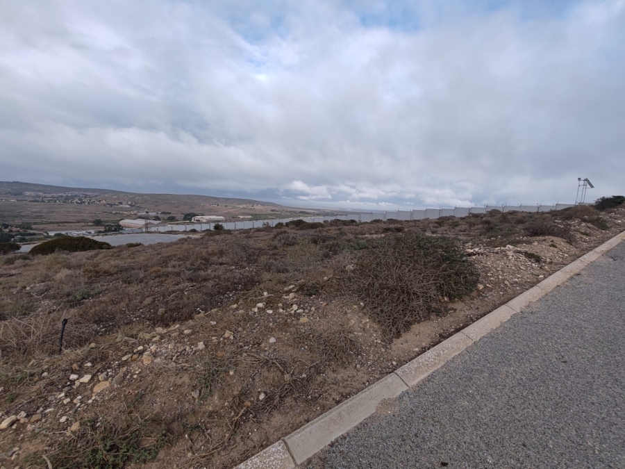 0 Bedroom Property for Sale in Hoogland Western Cape